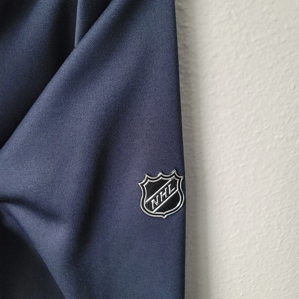 Fanatics NHL Seattle Kraken Hockey Youth Unisex Hoodie Size Large Color Blue